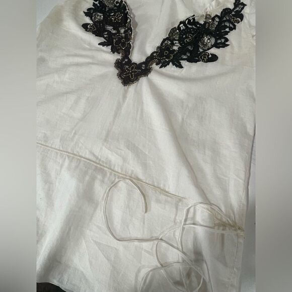 Pinko Top with Black, Gold & Silver Embroidery - Picture 11 of 14
